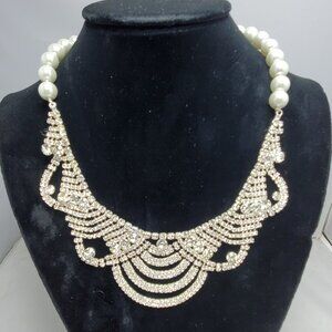 ALI KHAN bridal crystal allure bib necklace with pearls and gift box